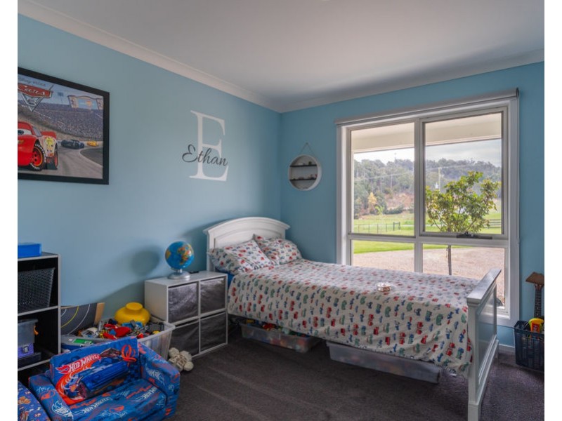 611 Sheffield Road, Acacia Hills TAS 7306