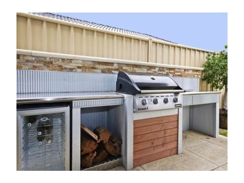 10 Platypus Parkway, Beeliar WA 6164