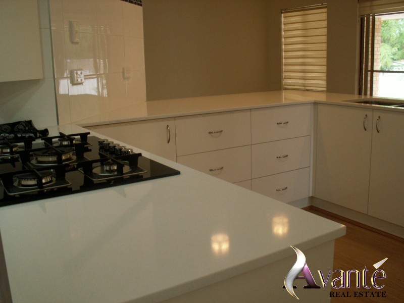 25 Brandon Mews, Parmelia WA 6167