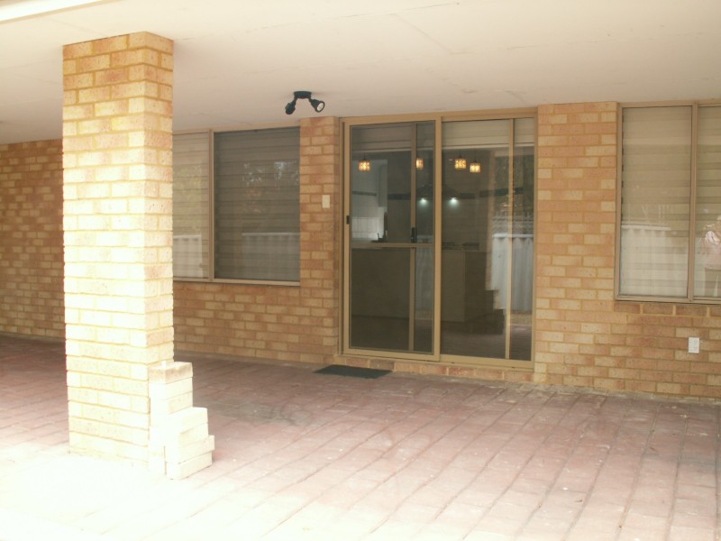 25 Brandon Mews, Parmelia WA 6167