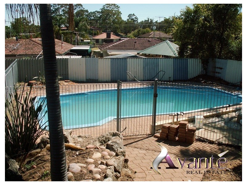 54 Mckean Way, Parmelia WA 6167