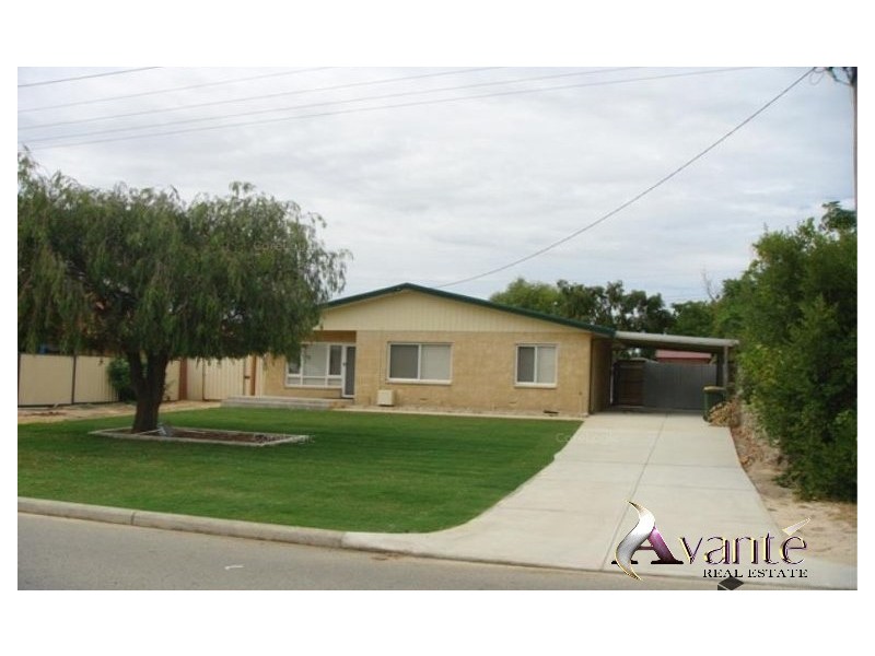 15 Greene Street, Rockingham WA 6168