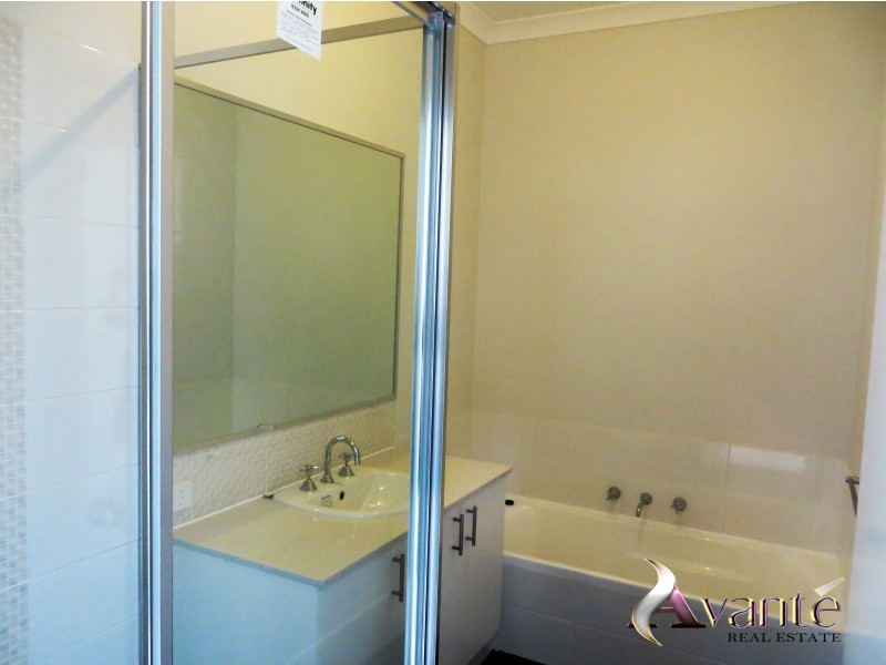 75 Littabella Avenue, Wandi WA 6167