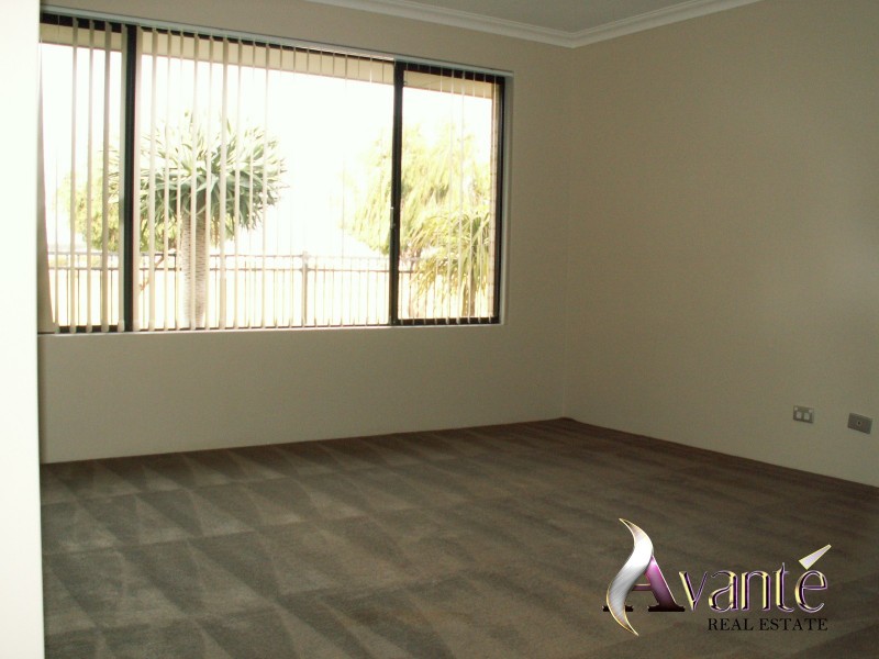 42 Botany Parade, Hammond Park WA 6164