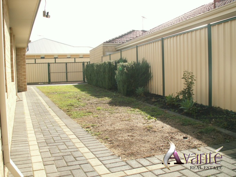 42 Botany Parade, Hammond Park WA 6164