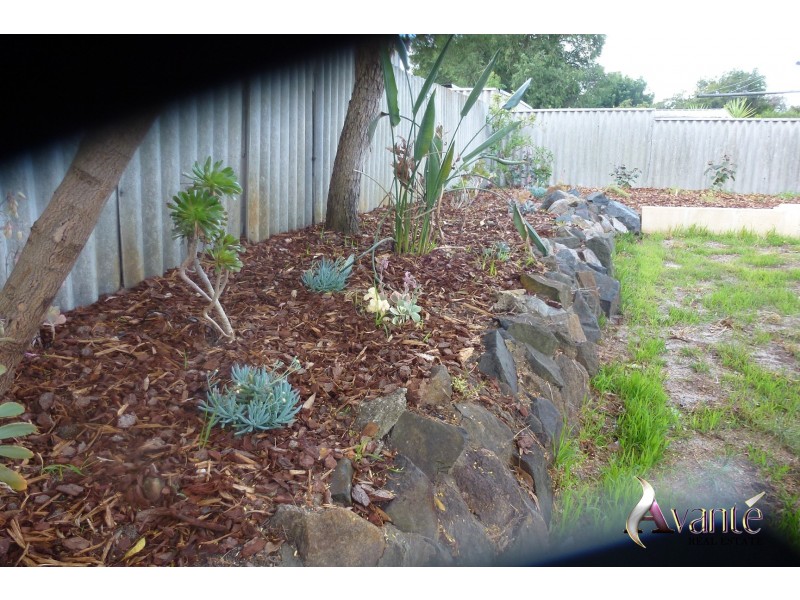 4A Glover Place, Dianella WA 6059