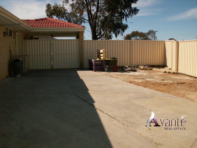 18 Gerosa Place, Alexander Heights WA 6064