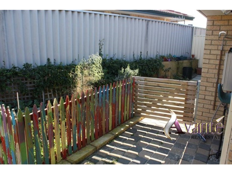 18 Gerosa Place, Alexander Heights WA 6064