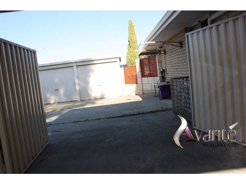 18 Gerosa Place, Alexander Heights WA 6064