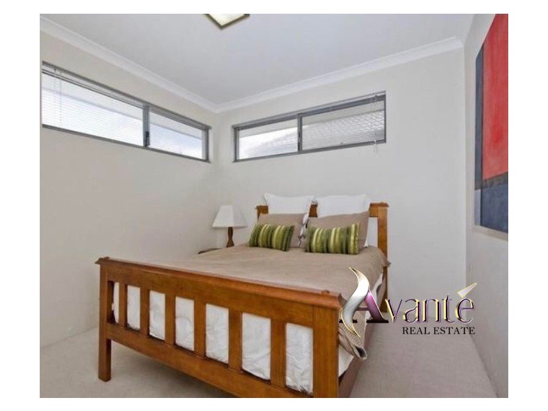 10 Platypus Parkway, Beeliar WA 6164