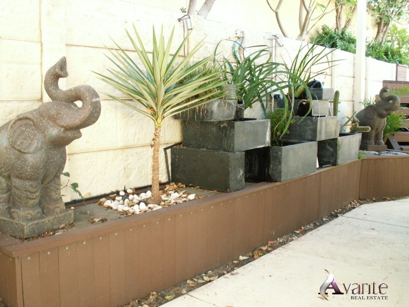 24 Minori Gardens, Yangebup WA 6164