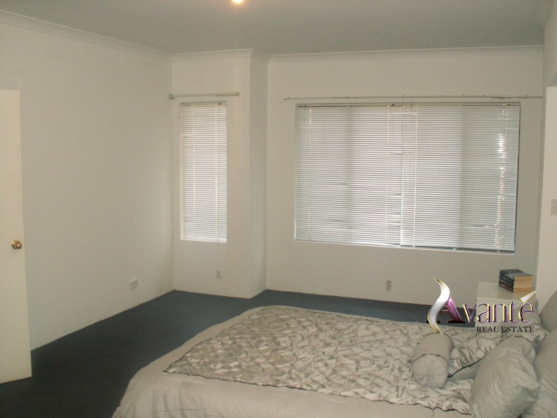 6 Delmar Avenue, Harrisdale WA 6112