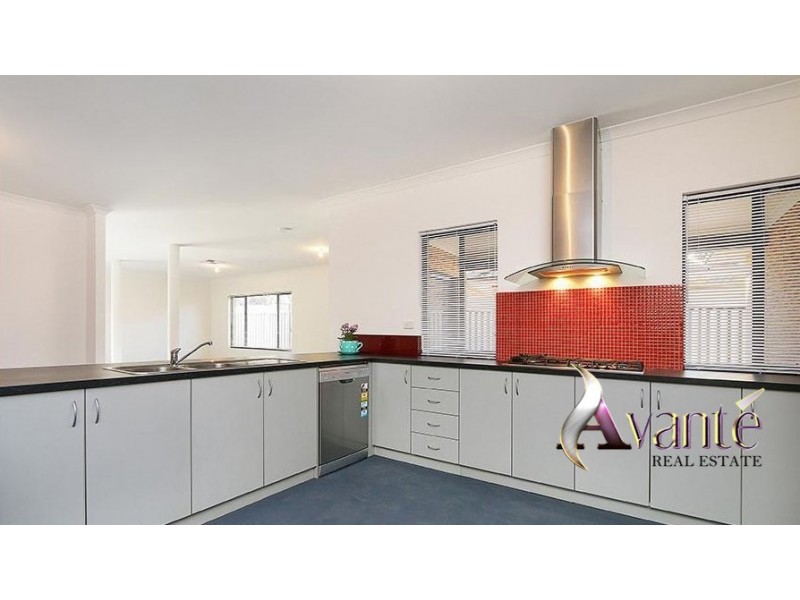 6 Delmar Avenue, Harrisdale WA 6112