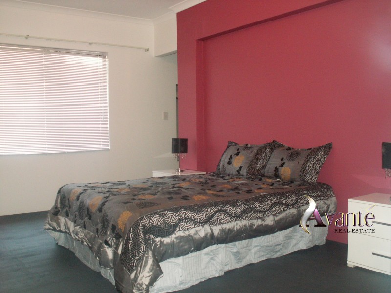 6 Delmar Avenue, Harrisdale WA 6112