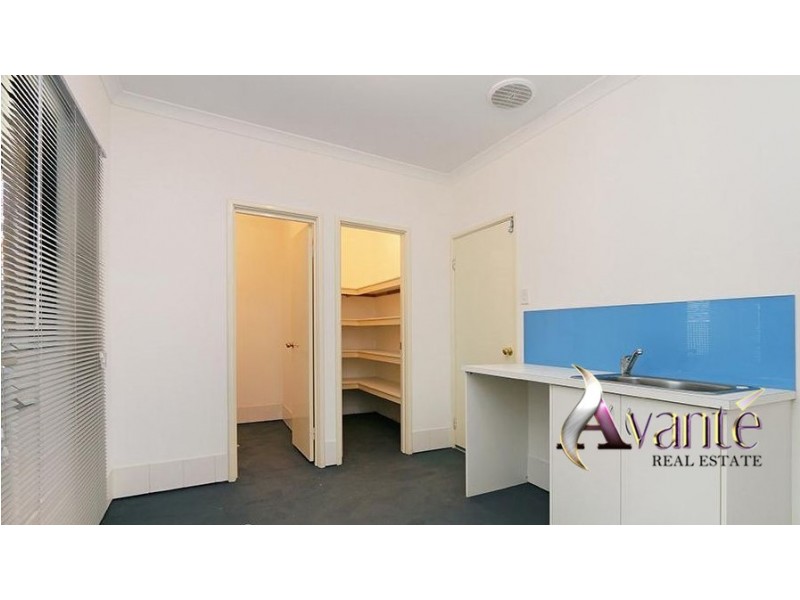 6 Delmar Avenue, Harrisdale WA 6112