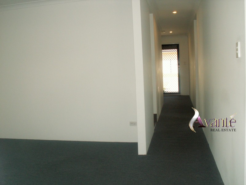 6 Covington Loop, Success WA 6164