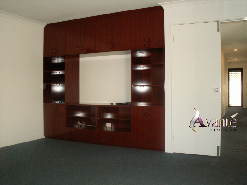 6 Covington Loop, Success WA 6164