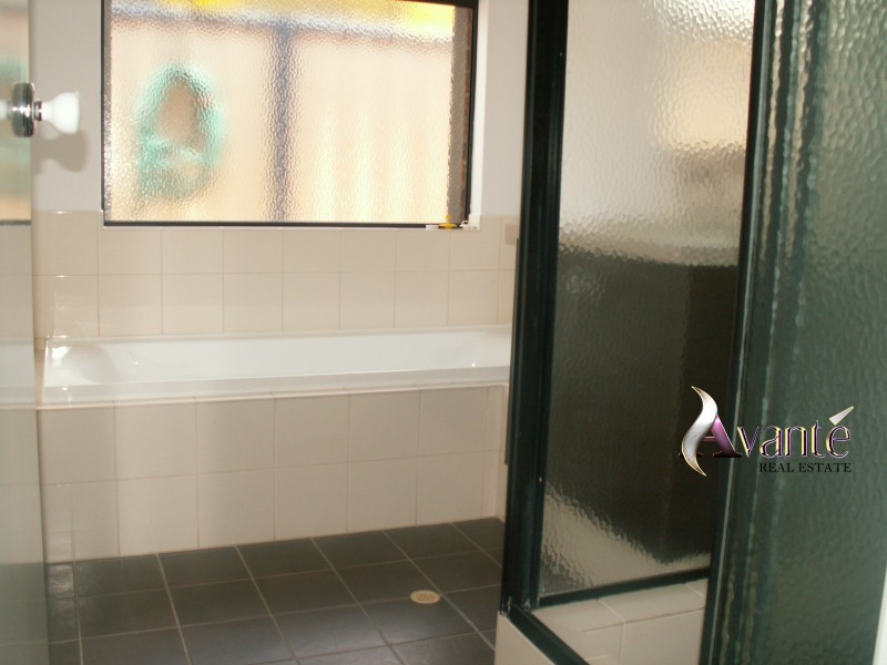 6 Covington Loop, Success WA 6164