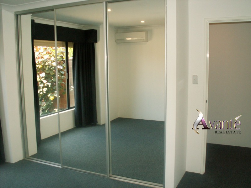 6 Covington Loop, Success WA 6164