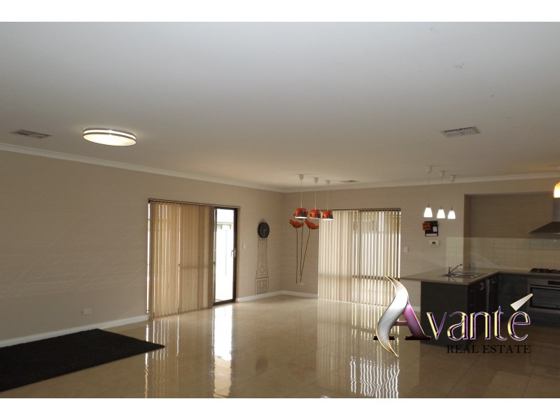 71 Gaebler Road, Hammond Park WA 6164