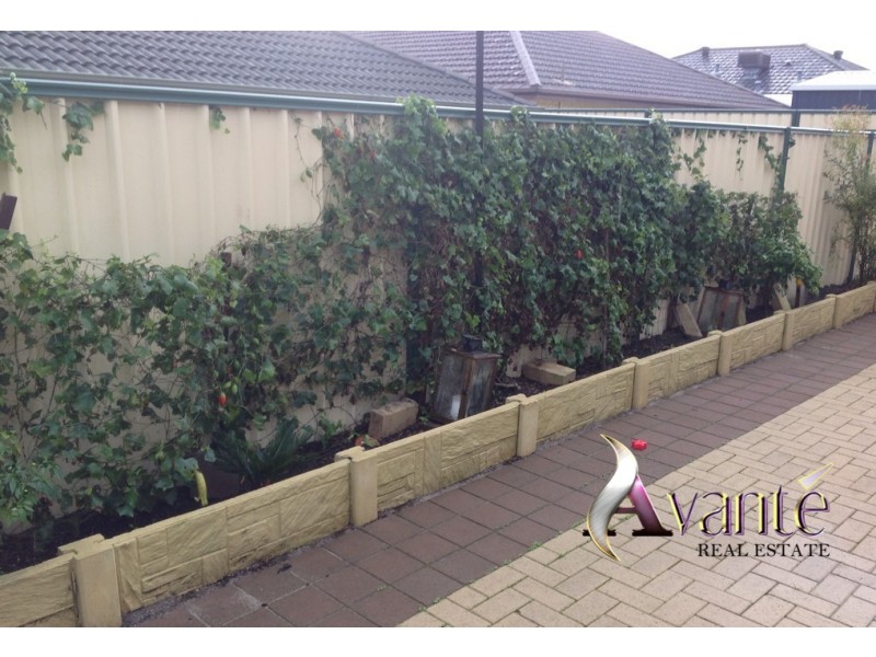 71 Gaebler Road, Hammond Park WA 6164