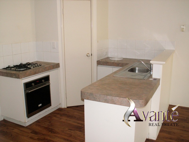 8/268 Wharf Street, Queens Park WA 6107