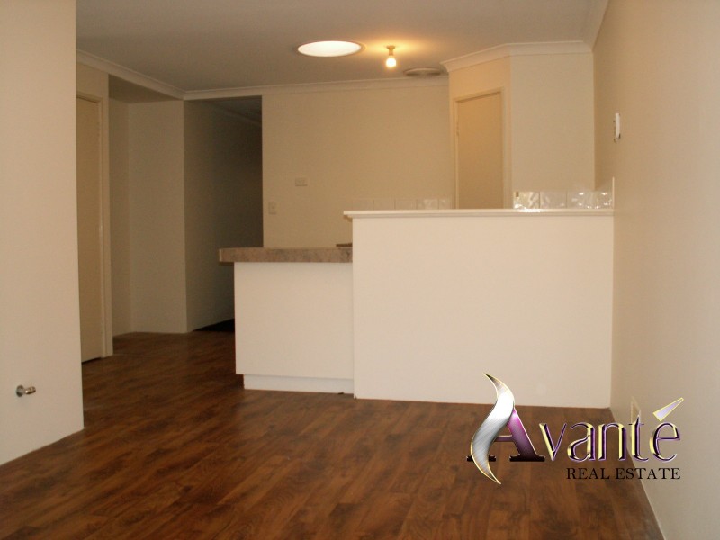 8/268 Wharf Street, Queens Park WA 6107