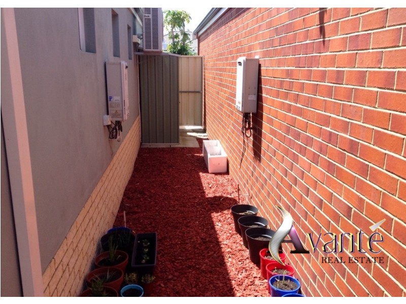 Unit 9/1 Brushfoot Blvd, Success WA 6164