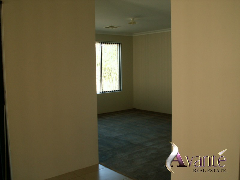 42 Botany Parade, Hammond Park WA 6164