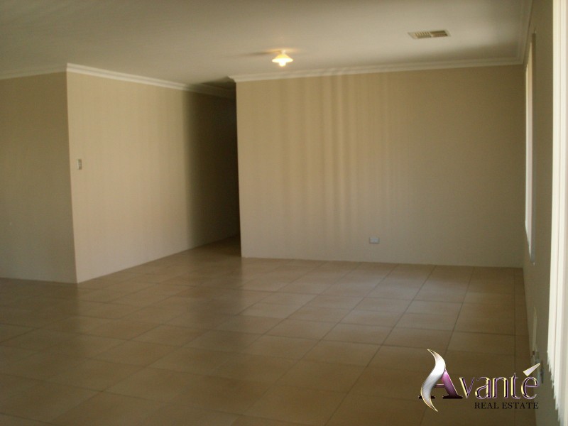 42 Botany Parade, Hammond Park WA 6164