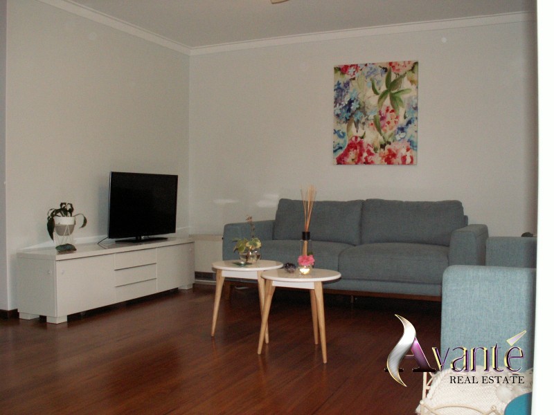 2A  Kingston Place, Kardinya WA 6163