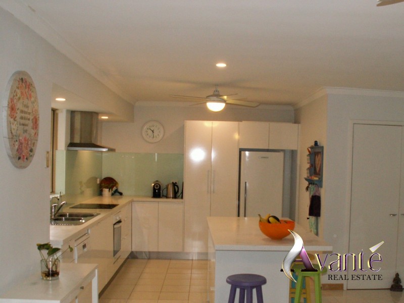 2A  Kingston Place, Kardinya WA 6163