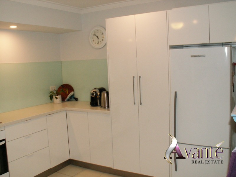 2A  Kingston Place, Kardinya WA 6163