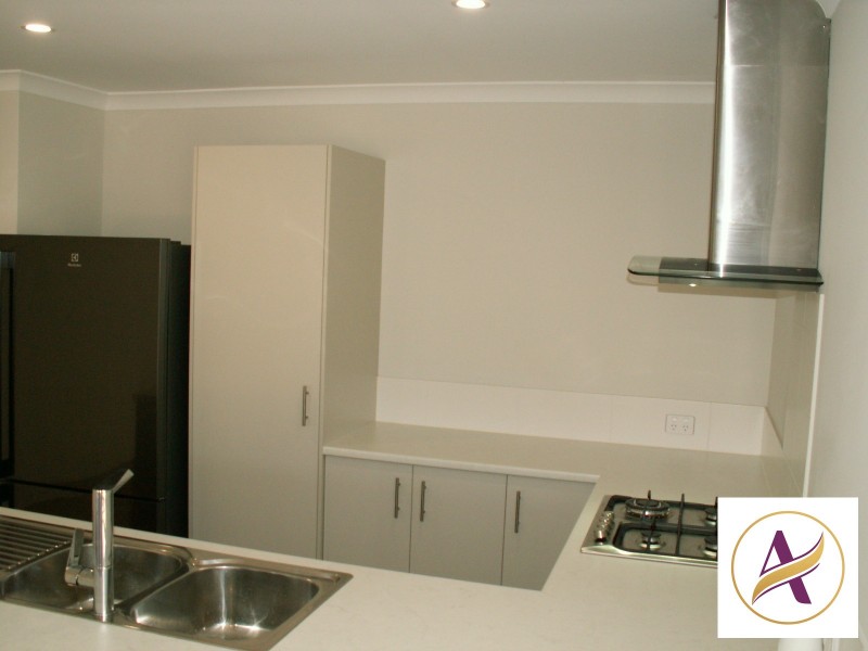 4  Alata Grove, Byford WA 6122