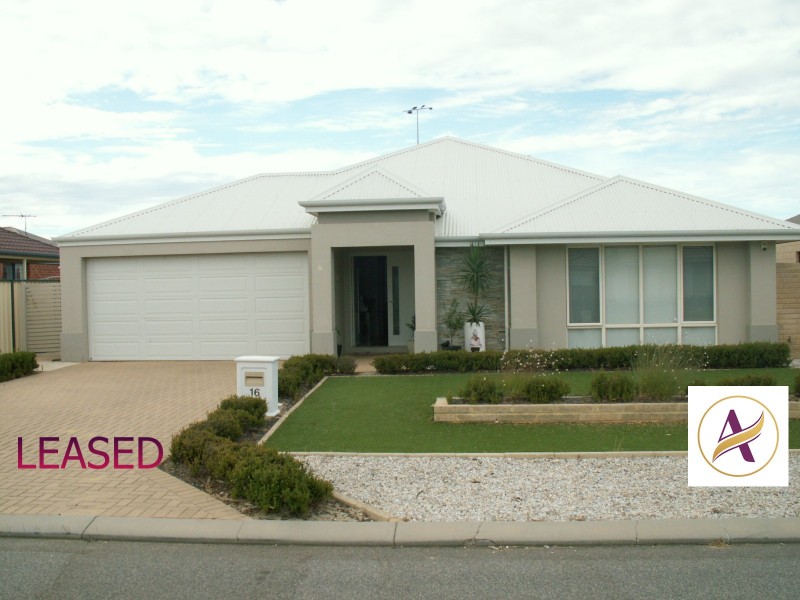 16 Moonah Way, Hammond Park WA 6164