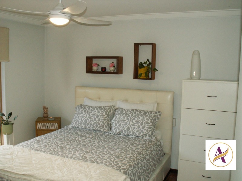 2A  Kingston Place, Kardinya WA 6163