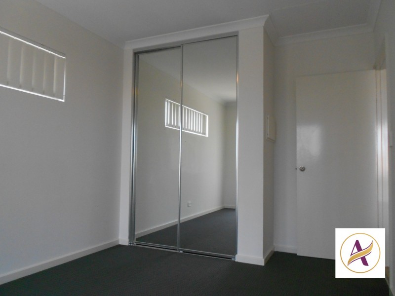 13/53 Gaebler Road, Hammond Park WA 6164