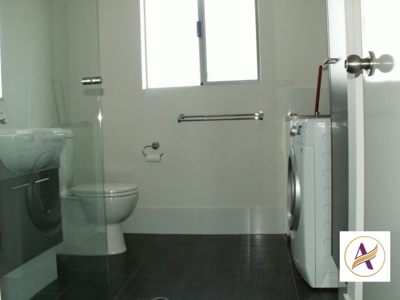 13/53 Gaebler Road, Hammond Park WA 6164