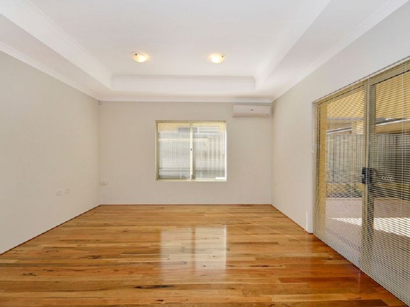 9 Koroit Way, Aveley WA 6069