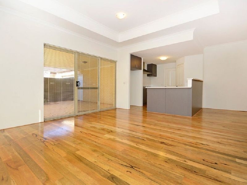 9 Koroit Way, Aveley WA 6069