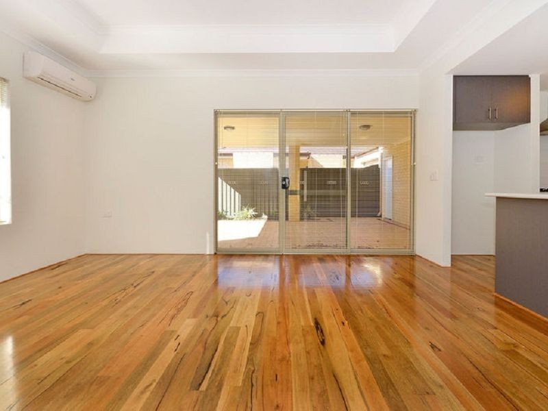 9 Koroit Way, Aveley WA 6069