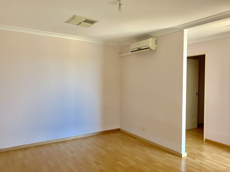 2 Emblem Loop, Alexander Heights WA 6064