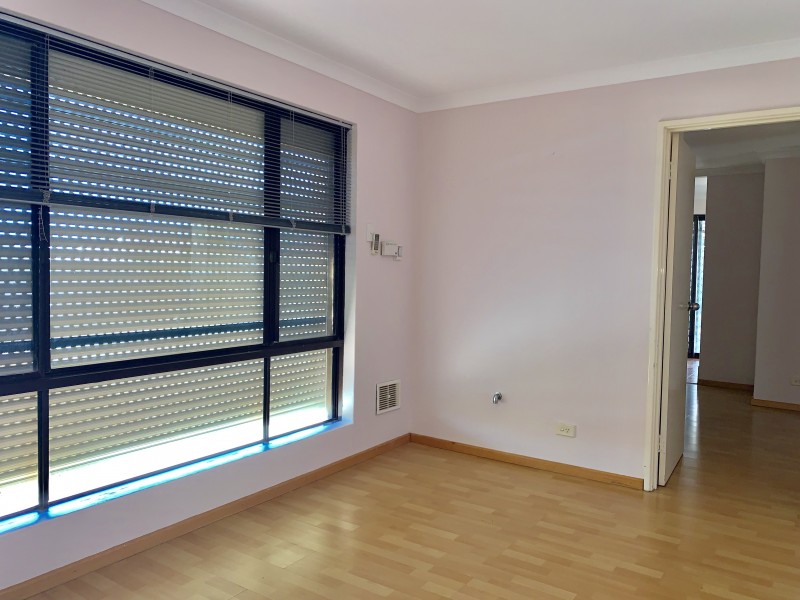 2 Emblem Loop, Alexander Heights WA 6064