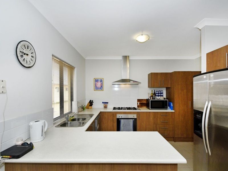 11 Ollave Circuit, Aveley WA 6069