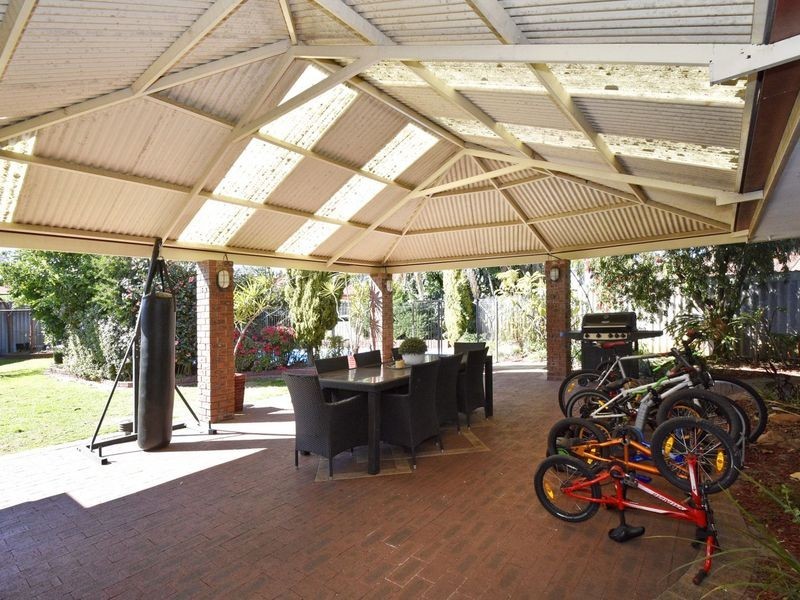 9 Waterloo Court, Alexander Heights WA 6064