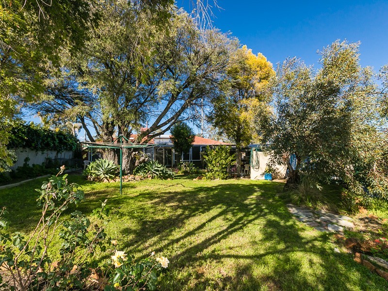 449 Morrison Road, Swan View WA 6056