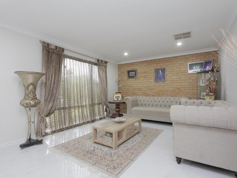 5 Staunton Grove, Mirrabooka WA 6061