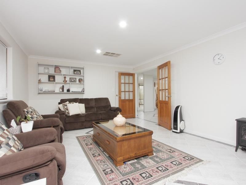 5 Staunton Grove, Mirrabooka WA 6061