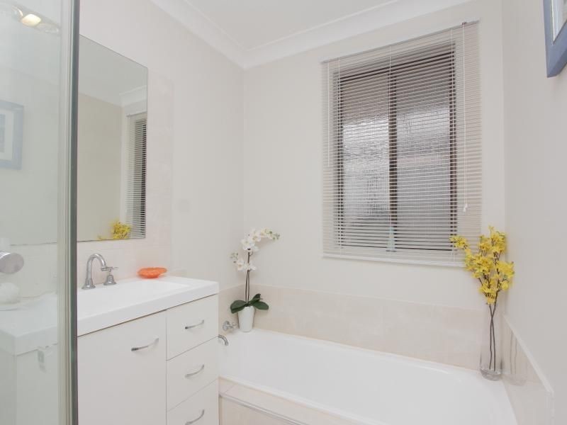 5 Staunton Grove, Mirrabooka WA 6061