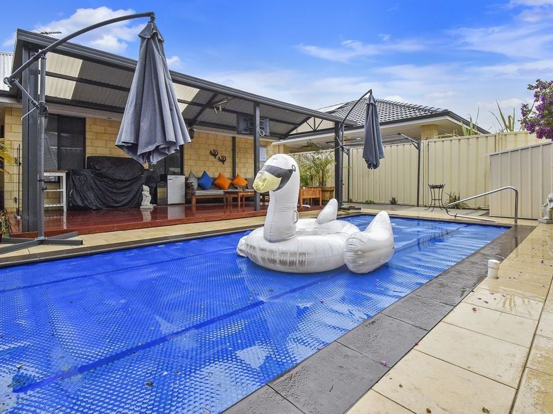 31 Syme Road, Alexander Heights WA 6064